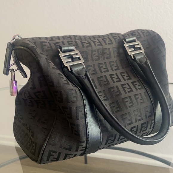 Chocolate brown Logo fendi bag - Picture 2 of 10